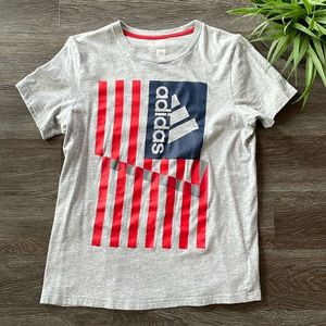 Adidas The Go-To Tee Gray American Flag Crewneck T-Shirt Adidas Logo
